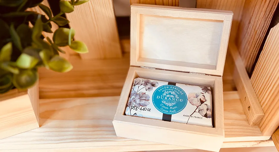 Boite de rangement à graver