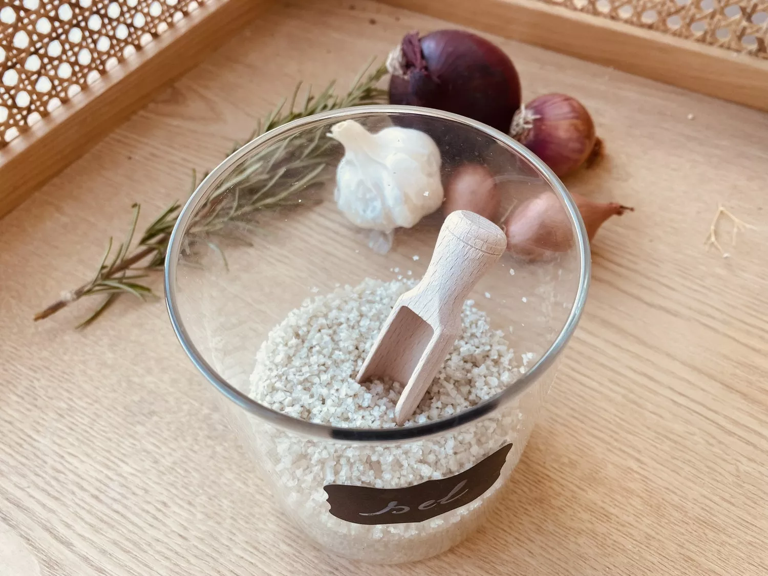 Pelle à sel et épices en hêtre