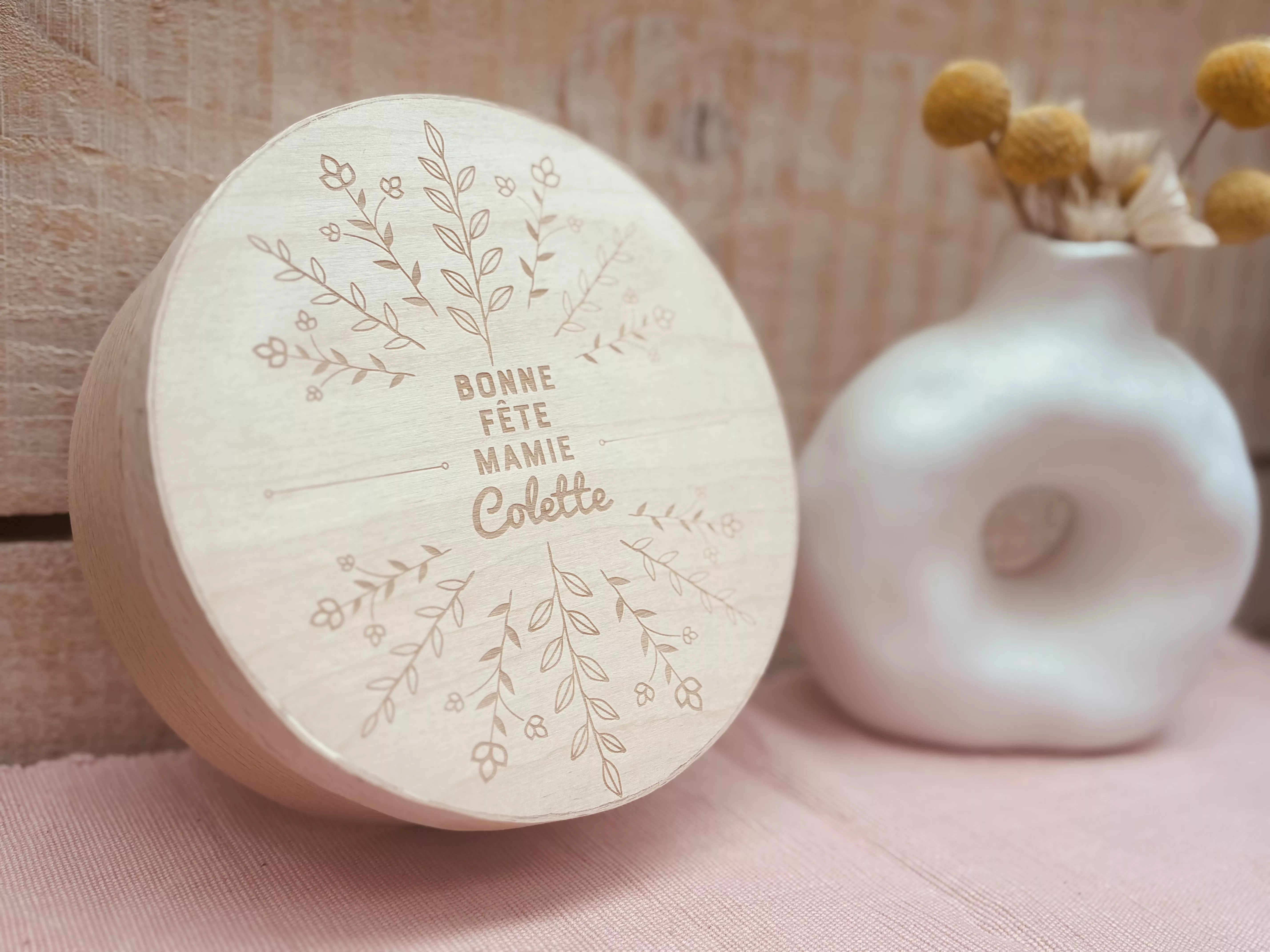 Boite ronde en contreplaqué de hêtre