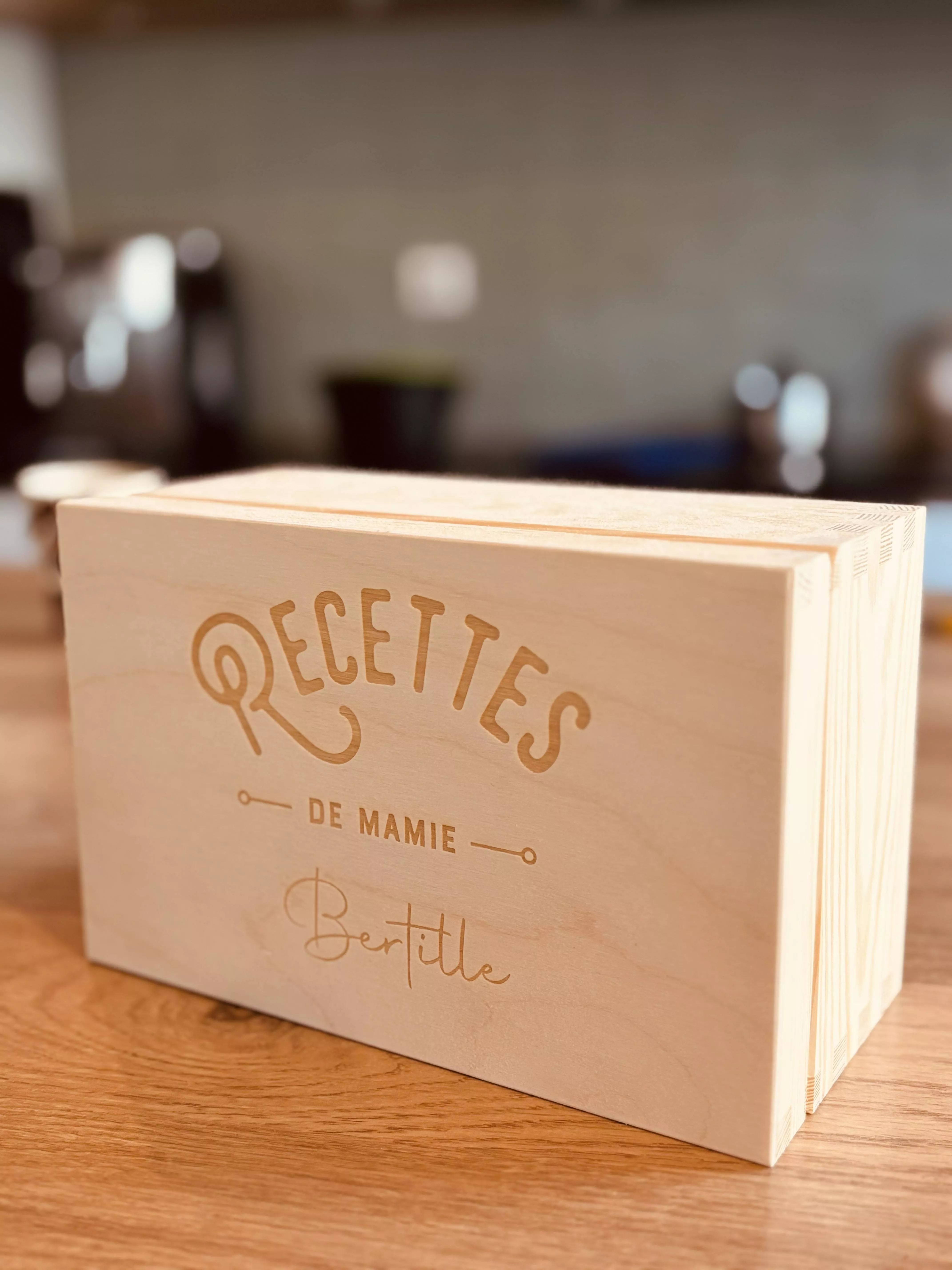 Boite rectangulaire en contreplaqué de bouleau et tilleul 21 cm