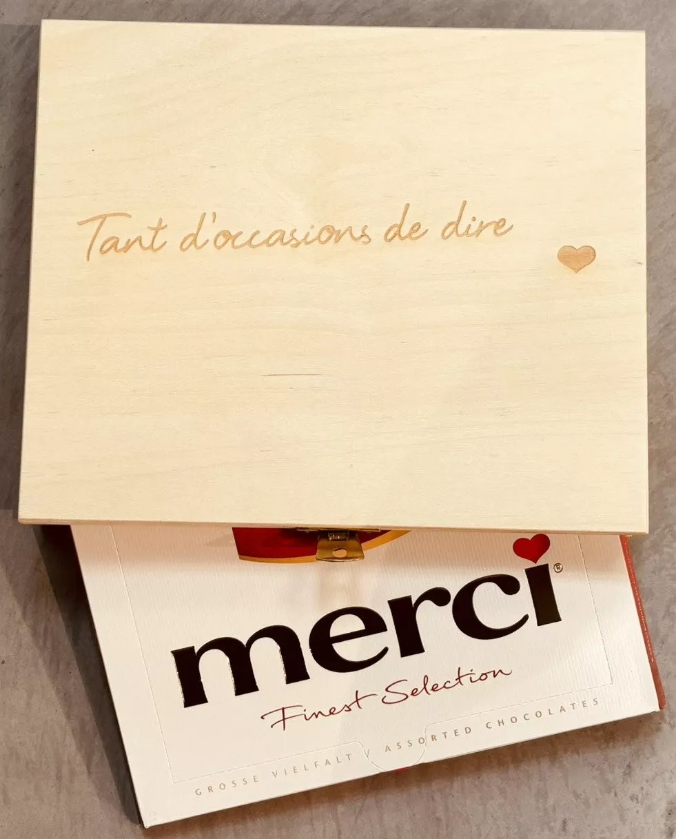 Boite plate en contreplaqué de bouleau et tilleul