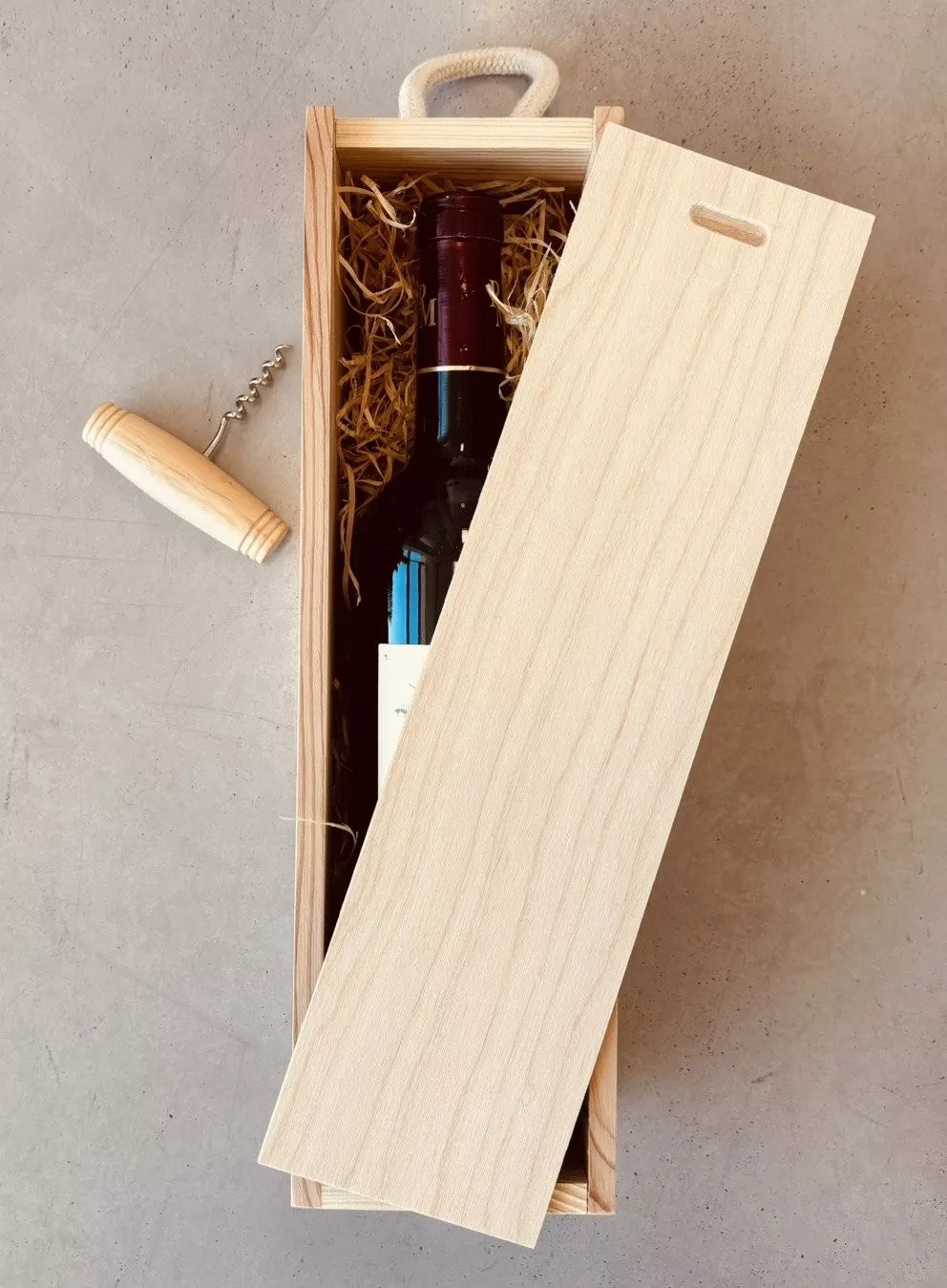 Boite à vin 1 bouteille avec poignée et ouverture coulissante, en bois de bouleau