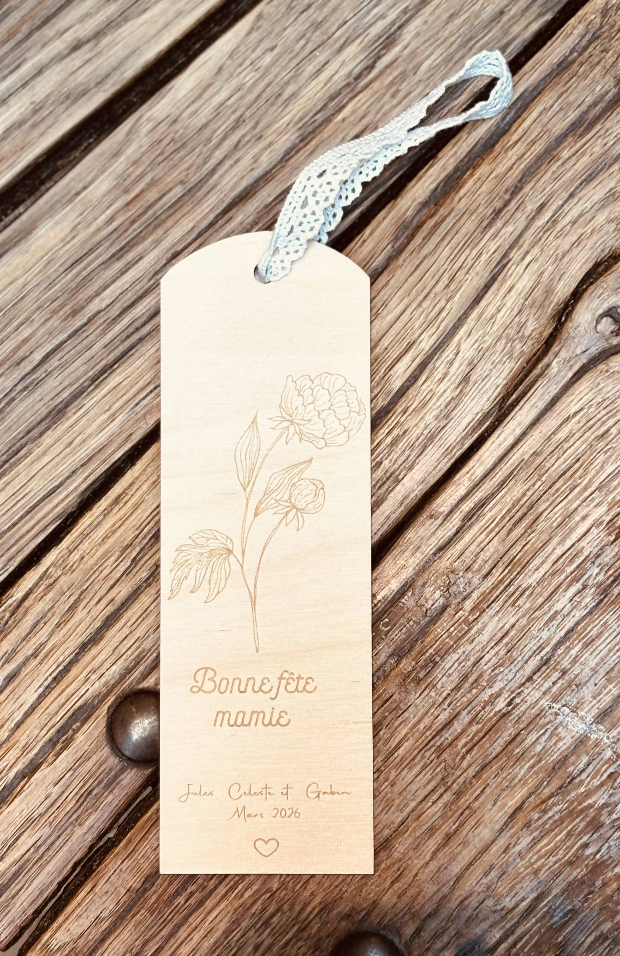 Marque-page en contreplaqué