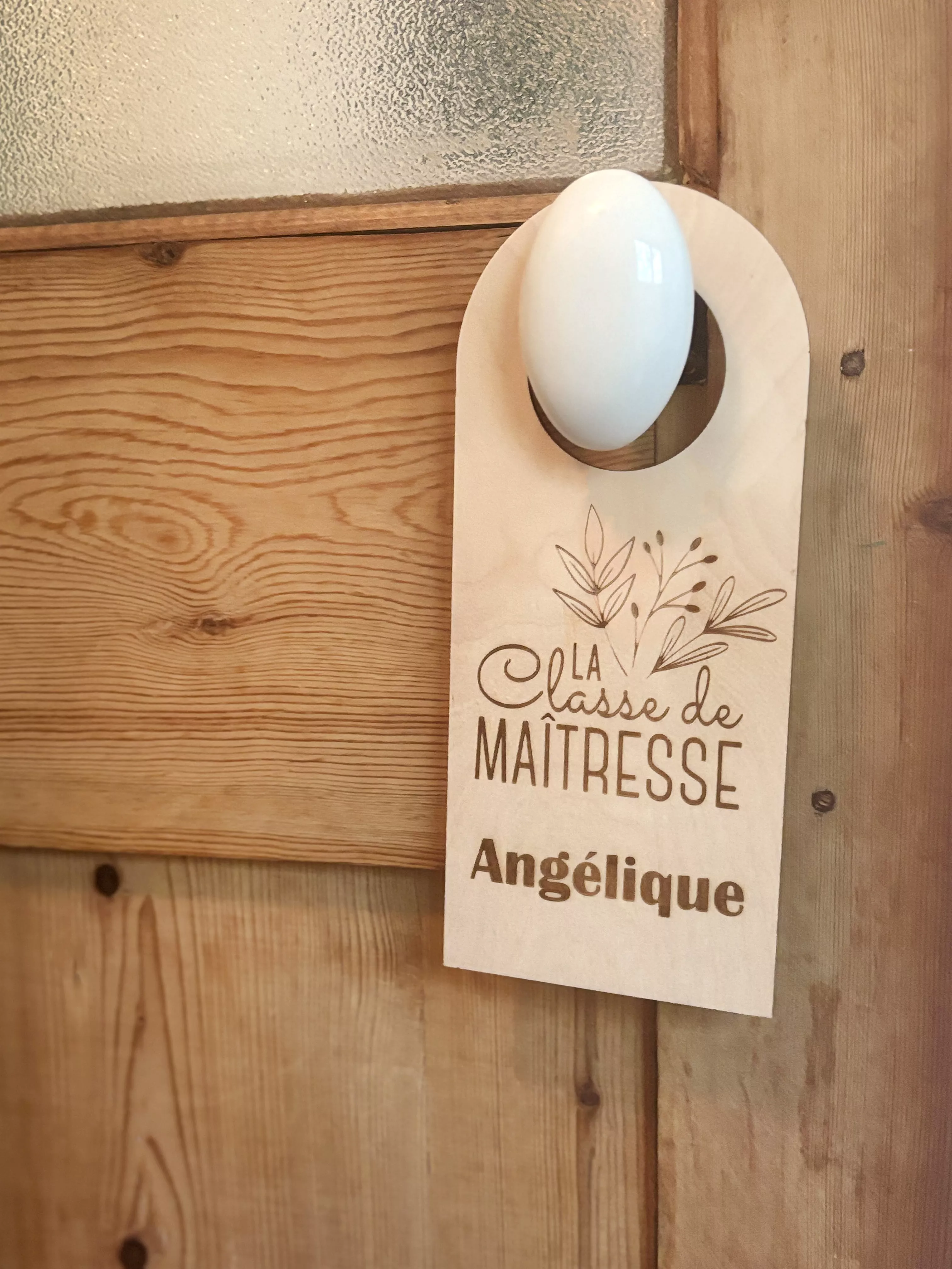 Plaque de porte pour poignée en bouleau